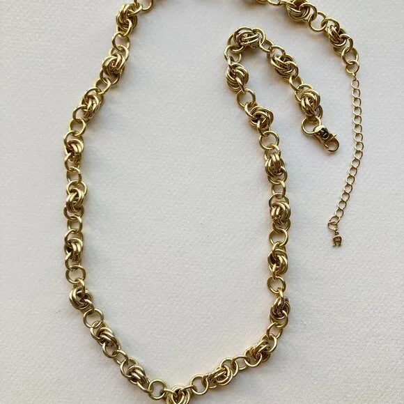 Vintage Etienne Aigner Chunky Gold-Tone Chain Necklace 24" - Picture 2 of 4